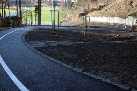 050.jpg